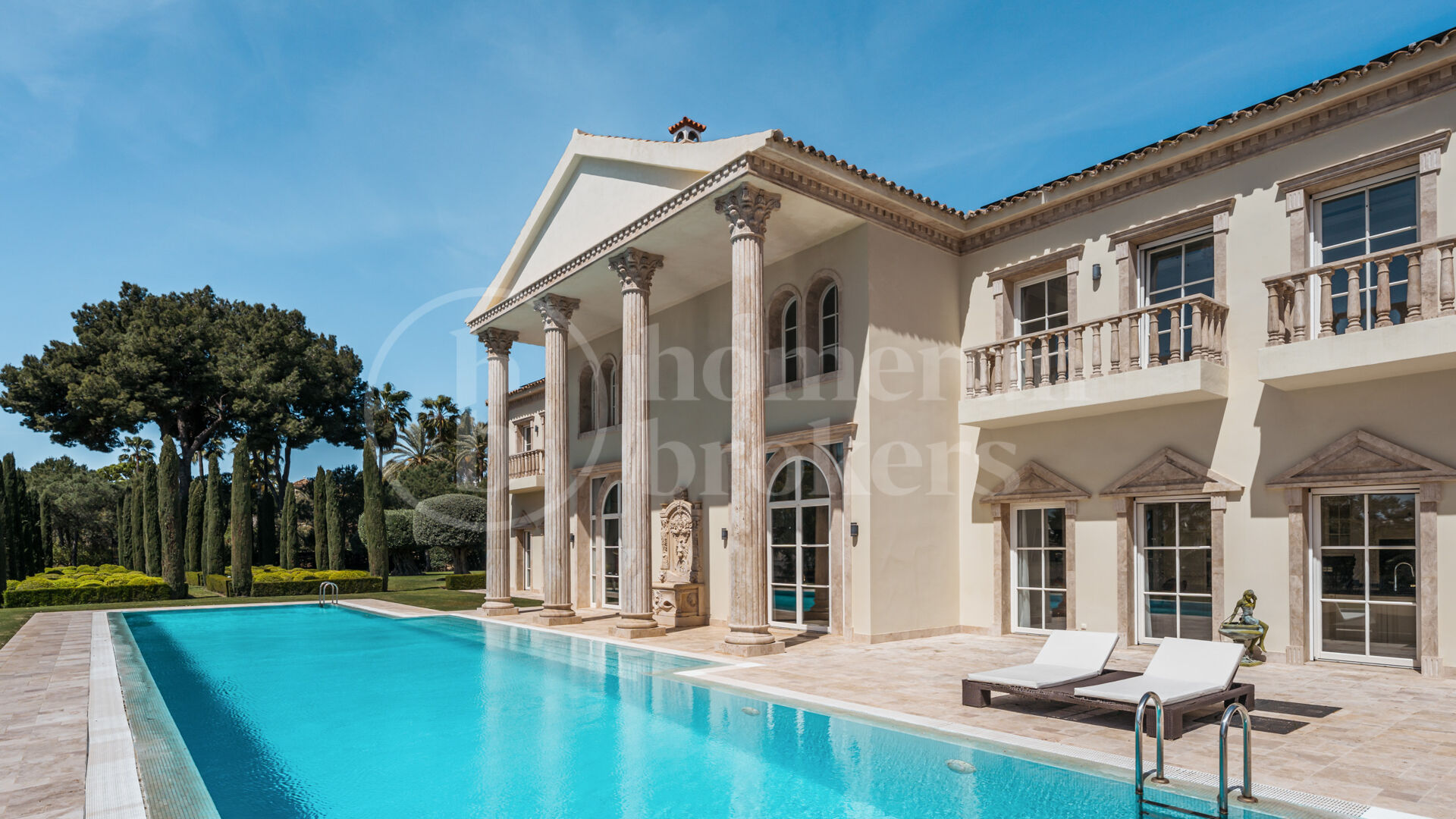 Villa Sinfonía - Lyxig neoklassisk egendom med panoramautsikt över havet i Sierra Blanca