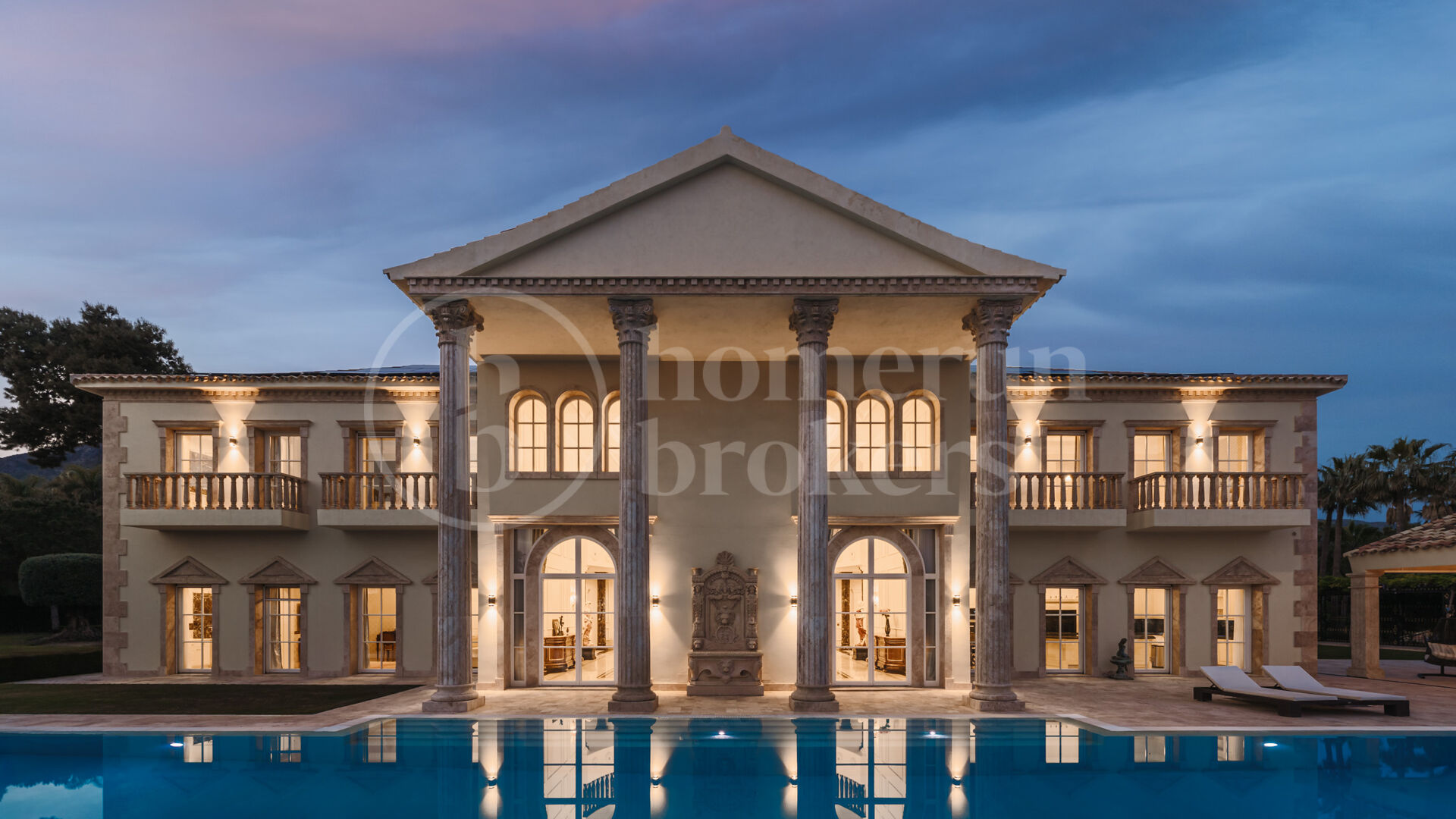 Villa Sinfonía - Lyxig neoklassisk egendom med panoramautsikt över havet i Sierra Blanca