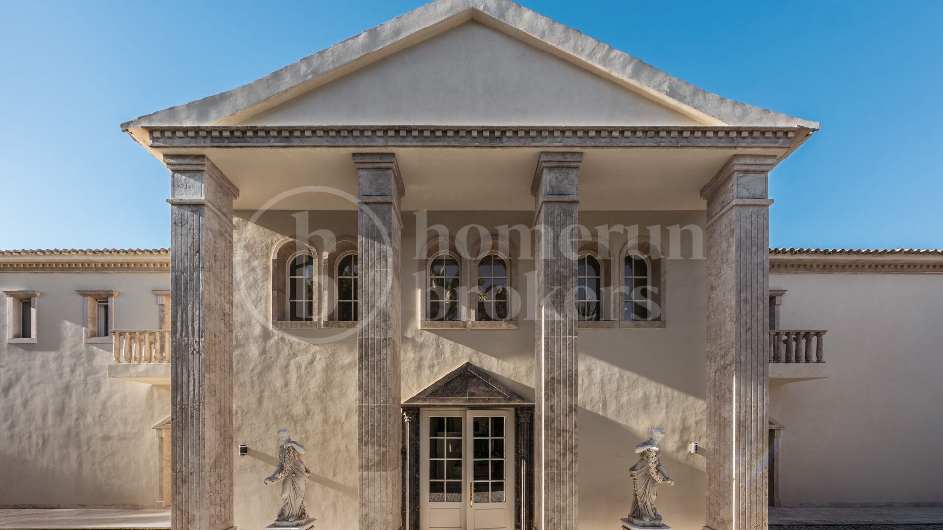 Villa Sinfonía - Lyxig neoklassisk egendom med panoramautsikt över havet i Sierra Blanca