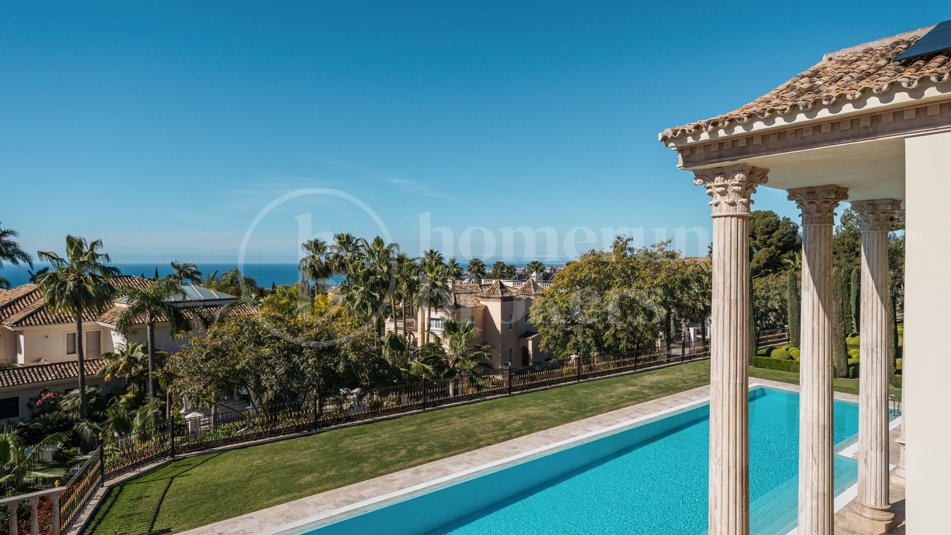 Villa Sinfonía - Lyxig neoklassisk egendom med panoramautsikt över havet i Sierra Blanca