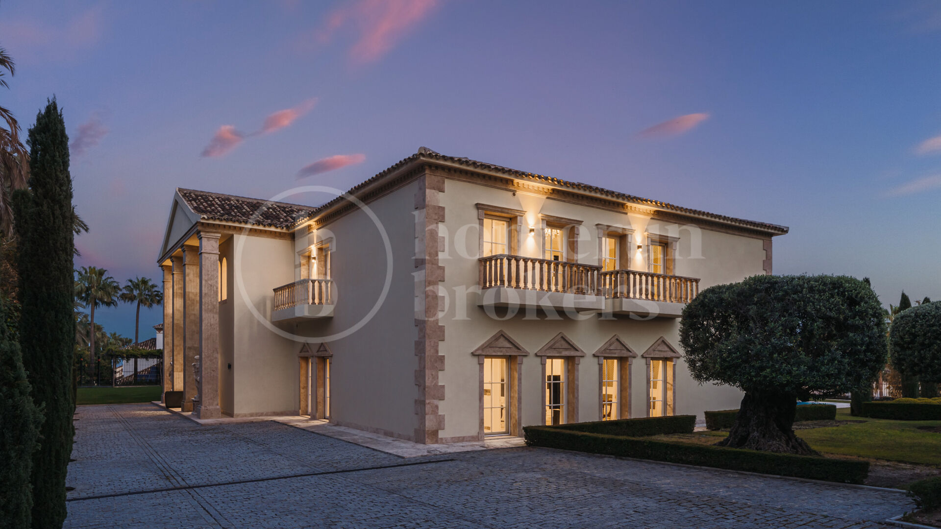 Villa Sinfonía - Lyxig neoklassisk egendom med panoramautsikt över havet i Sierra Blanca