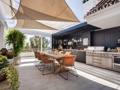 Penthouse Alcores - Frontline Golf Luxury Penthouse in Alcores del Golf