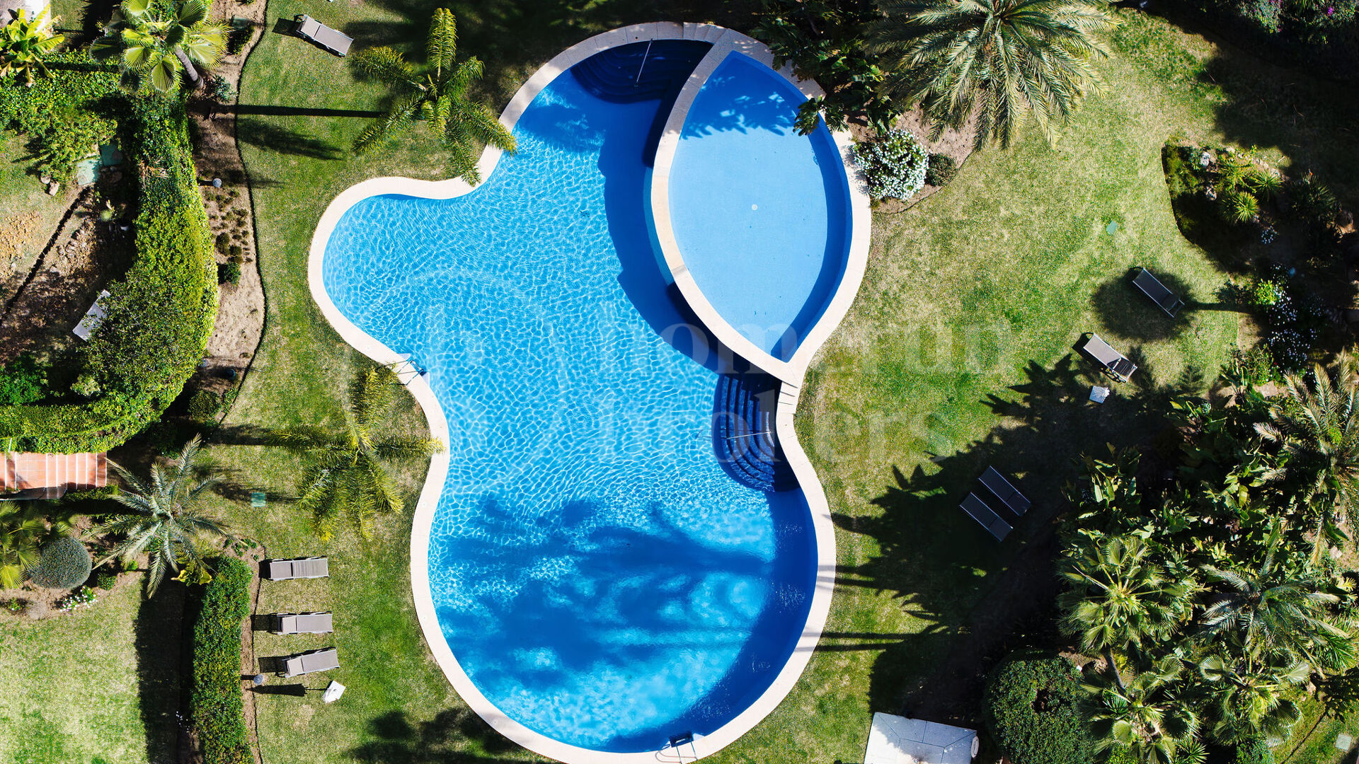Penthouse Alcores - Frontline Golf Luxury Penthouse in Alcores del Golf