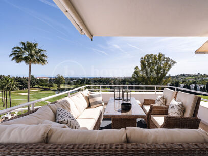Penthouse Alcores - Frontline Golf Luxury Penthouse in Alcores del Golf