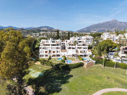 Penthouse Alcores - Frontline Golf Luxury Penthouse in Alcores del Golf