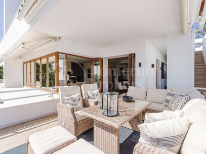 Penthouse Alcores - Frontline Golf Luxury Penthouse in Alcores del Golf