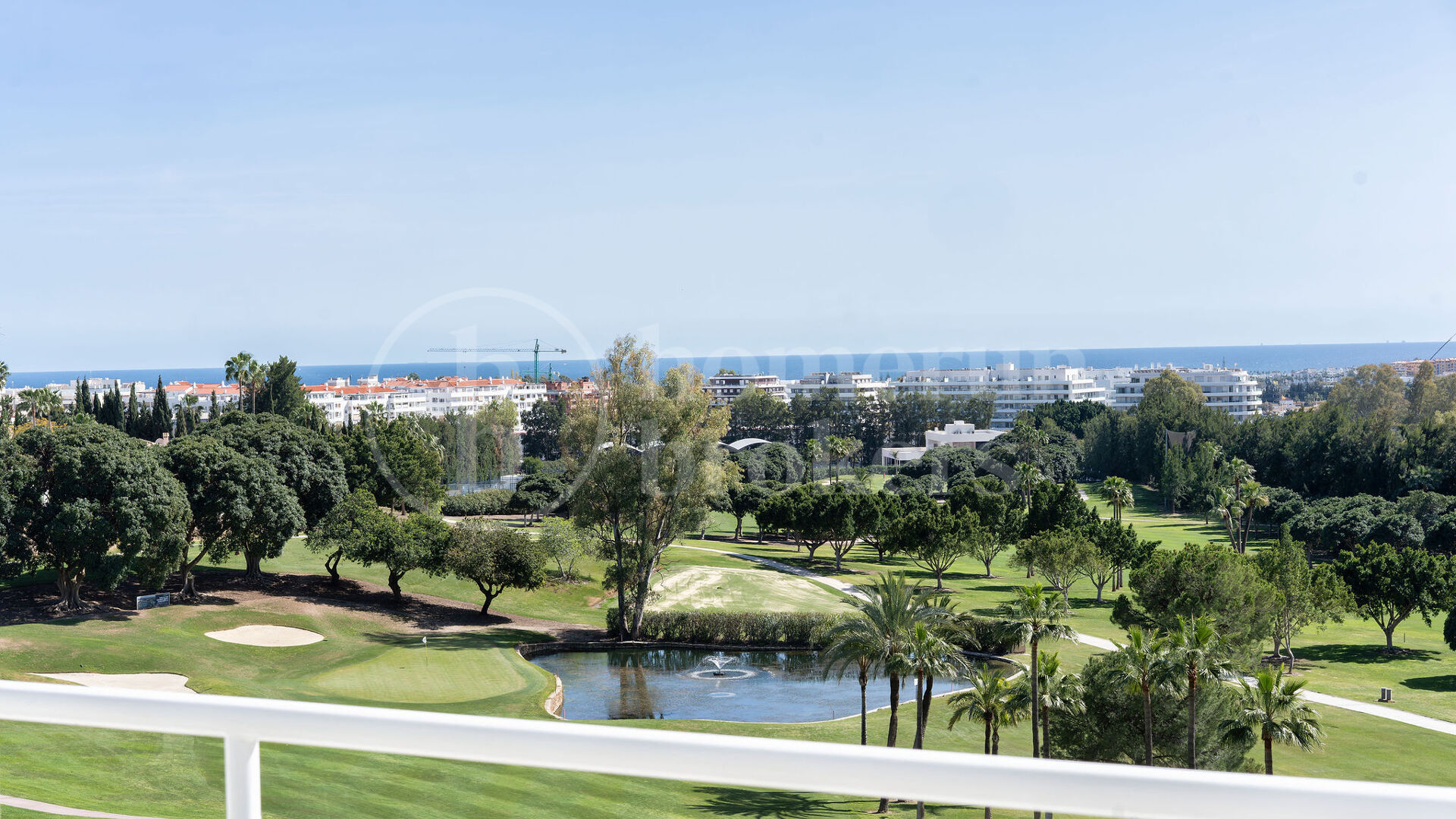 Penthouse Alcores - Frontline Golf Luxury Penthouse in Alcores del Golf