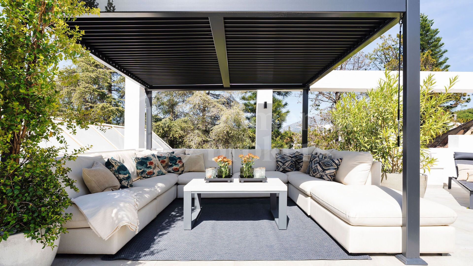 Penthouse Alcores - Frontline Golf Luxury Penthouse in Alcores del Golf