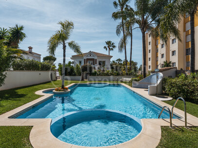 Villa Beatriz – Refined Mediterranean Living in Monte Biarritz Estepona