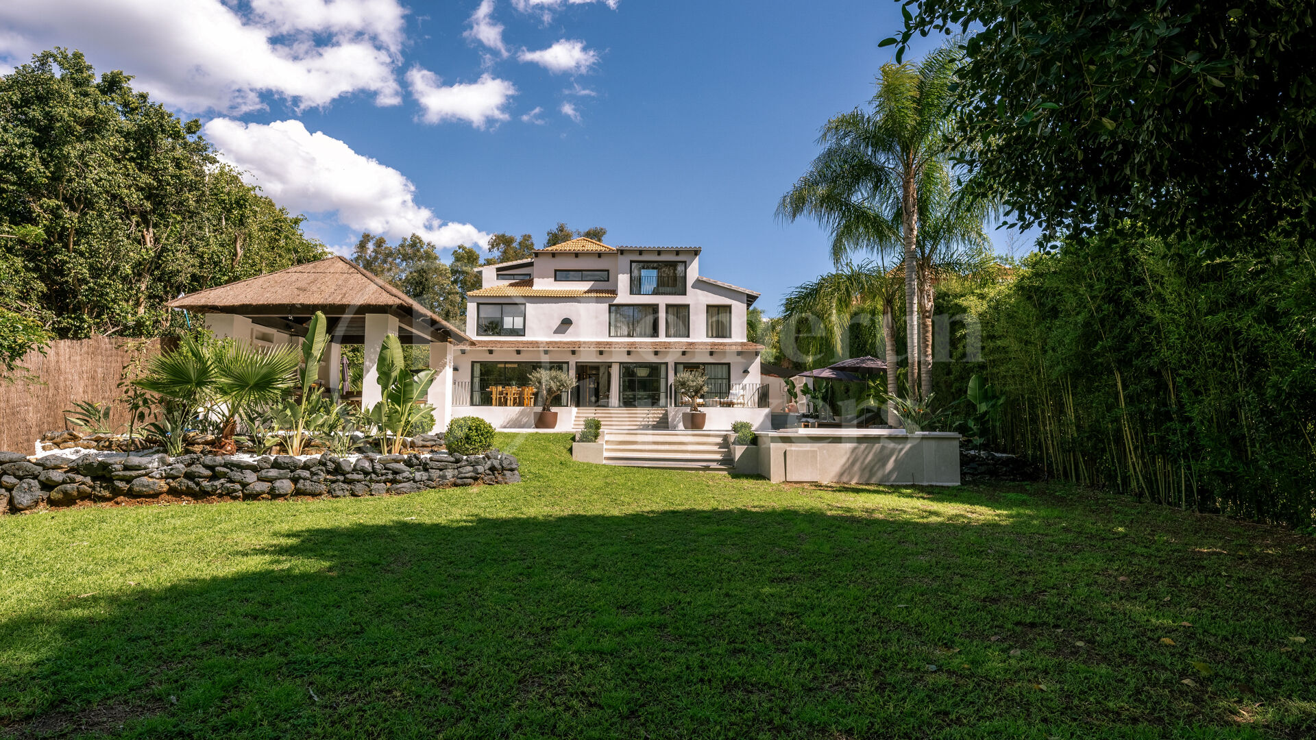 Villa Prado - Modern Japandi Villa in Nueva Andalucía