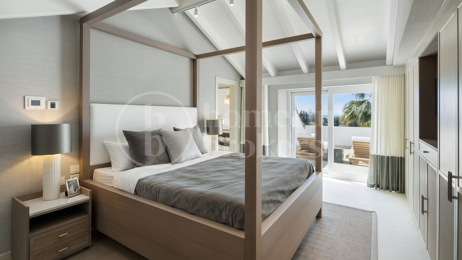Penthouse Marismas 2 – Refurbished Duplex in Monte Paraiso, Golden Mile Marbella