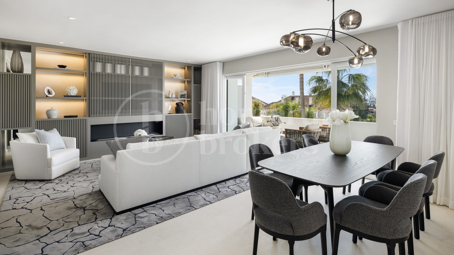 Penthouse Marismas 1 - Elegant Duplex with Sea Views in Marbella Golden Mile