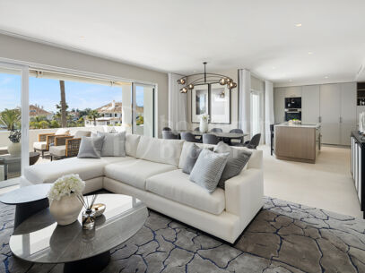 Penthouse Marismas 1 - Elegant Duplex with Sea Views in Marbella Golden Mile
