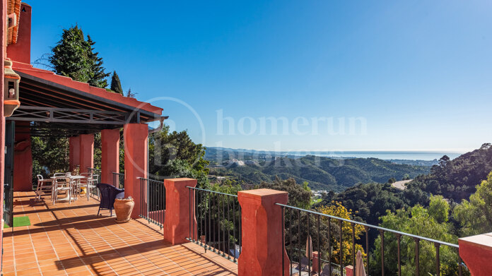 Villa La Vela - Villa with Guest House and Panoramic Views in El Madroñal, Benahavís