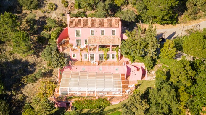 Villa La Vela - Villa with Guest House and Panoramic Views in El Madroñal, Benahavís