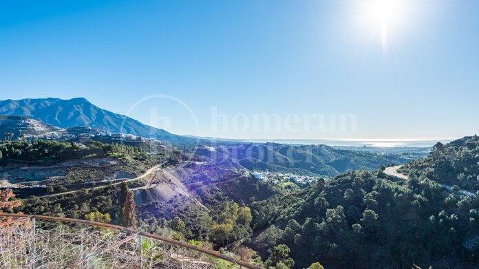 Villa La Vela - Villa with Guest House and Panoramic Views in El Madroñal, Benahavís