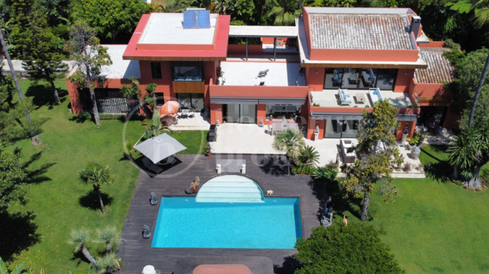 Casa Ruby - Just a Short Walk from the Beach in Casasola, Estepona