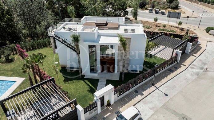 Villa Ares - Contemporary New Villa in El Campanario