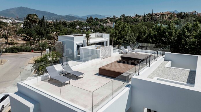 Villa Ares - Contemporary New Villa in El Campanario