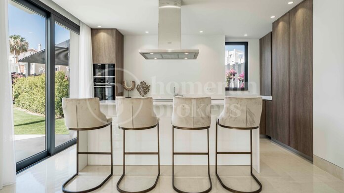 Villa Ares - Contemporary New Villa in El Campanario