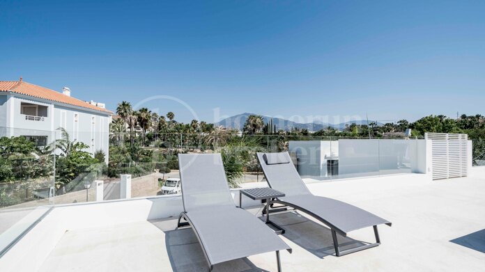 Villa Ares - Contemporary New Villa in El Campanario