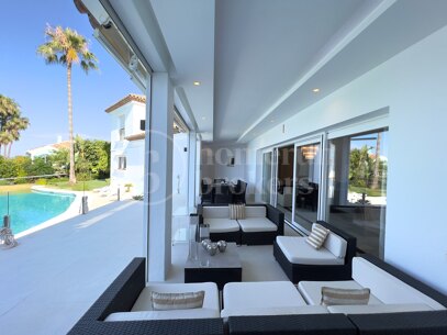 Villa Buganvilla – Sex Sovrums Villa i El Paraíso