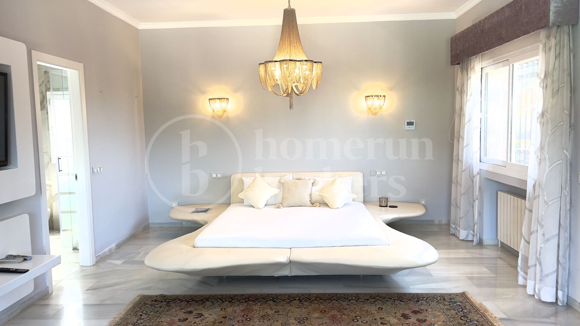Villa Buganvilla - Six Bedroom Villa In El Paraiso
