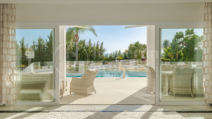 Villa Buganvilla - Six Bedroom Villa In El Paraiso