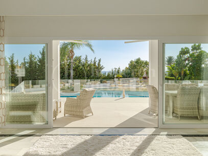 Villa Buganvilla - Six Bedroom Villa In El Paraiso