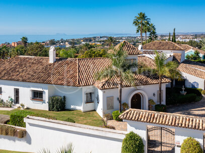 Villa Buganvilla – Sex Sovrums Villa i El Paraíso