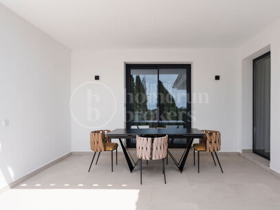 Villa Sama – A Contemporary one level Villa in Marbella East