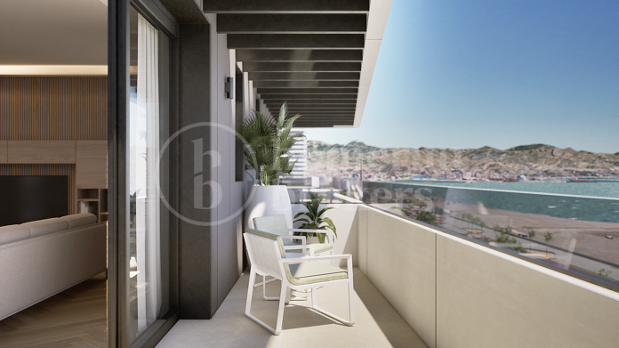 Penthouse Octavia 41 – Luxury Frontline Beach Duplex in Málaga