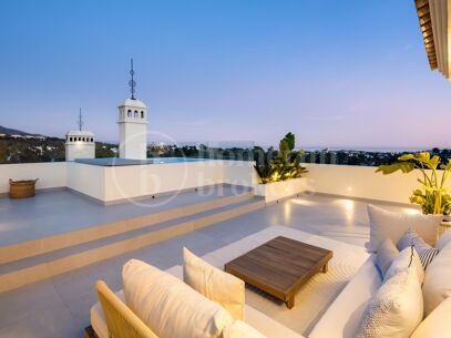 Penthouse Belvederes 23 – Sofistikerad Dubblett med Panoramavyer