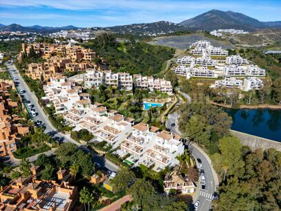 Penthouse Belvederes 23 – Sofistikerad Dubblett med Panoramavyer