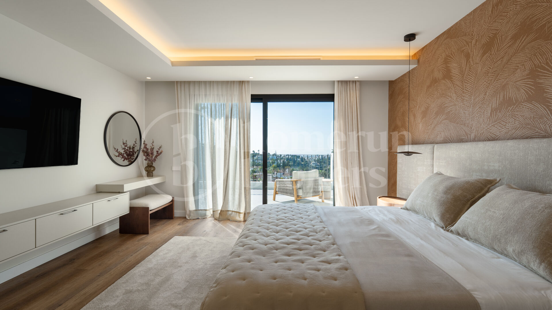 Villa Daria – Med Panoramautsikt över Hav och Golf i Nueva Andalucía, Marbella