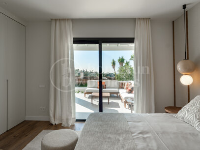 Villa Daria - with Panoramic Sea and Golf Views in Nueva Andalucía, Marbella