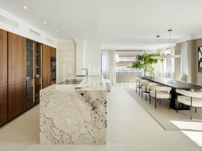 Penthouse Costa – Duplex Penthouse with Views in Nagüeles