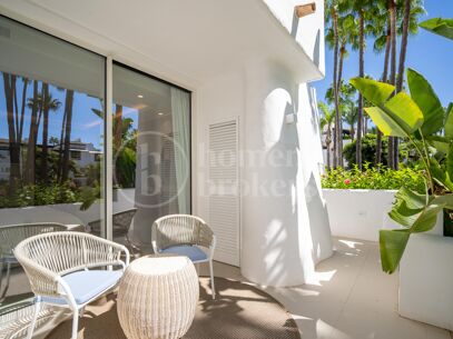 Apartment Granados 12 – Luxury Apartment in Puente Romano
