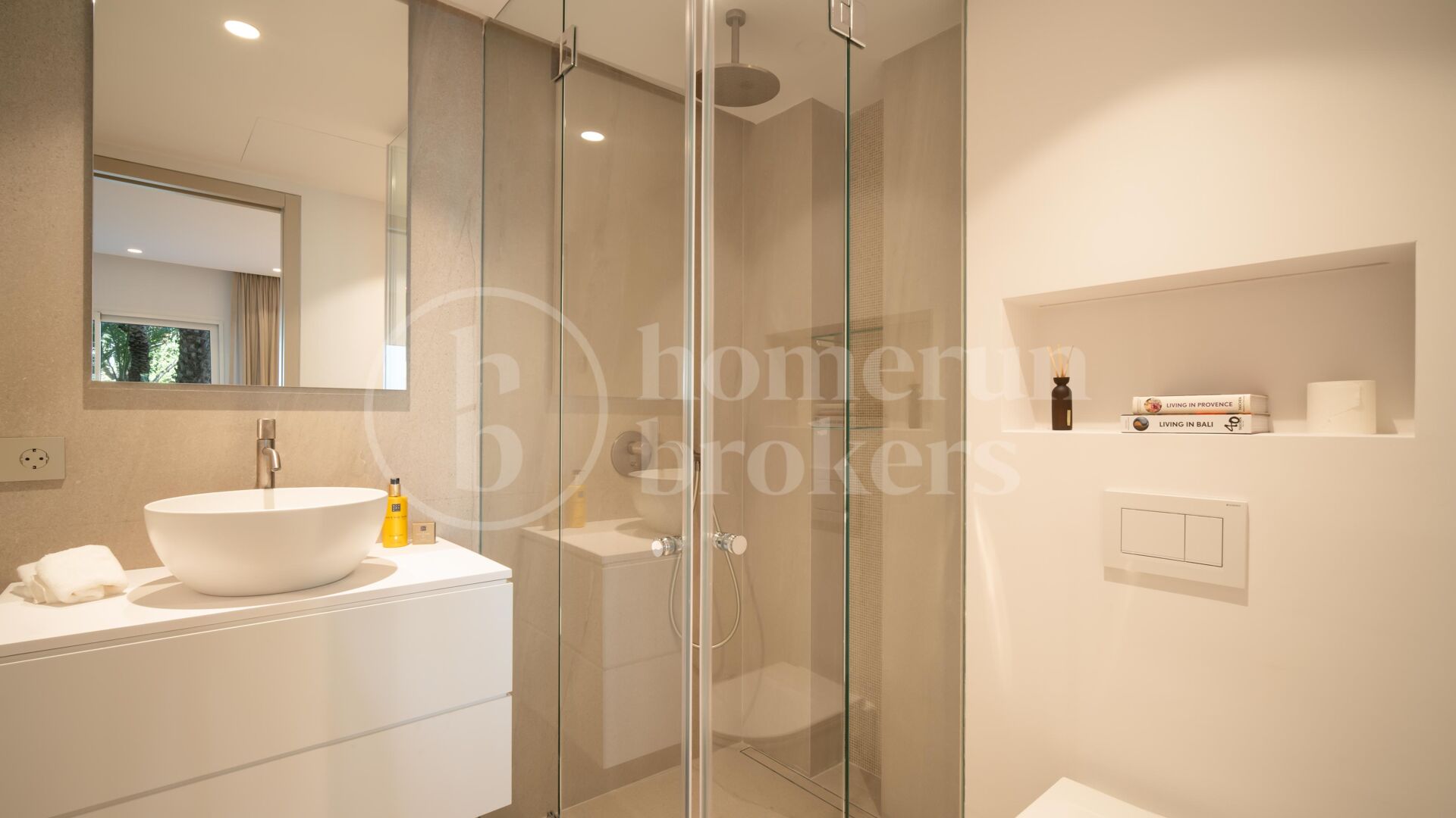 Apartment Granados 12 – Luxury Apartment in Puente Romano
