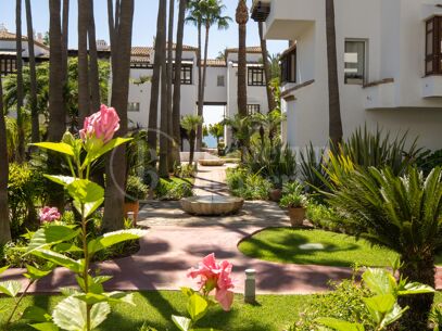 Apartment Granados 12 – Luxury Apartment in Puente Romano
