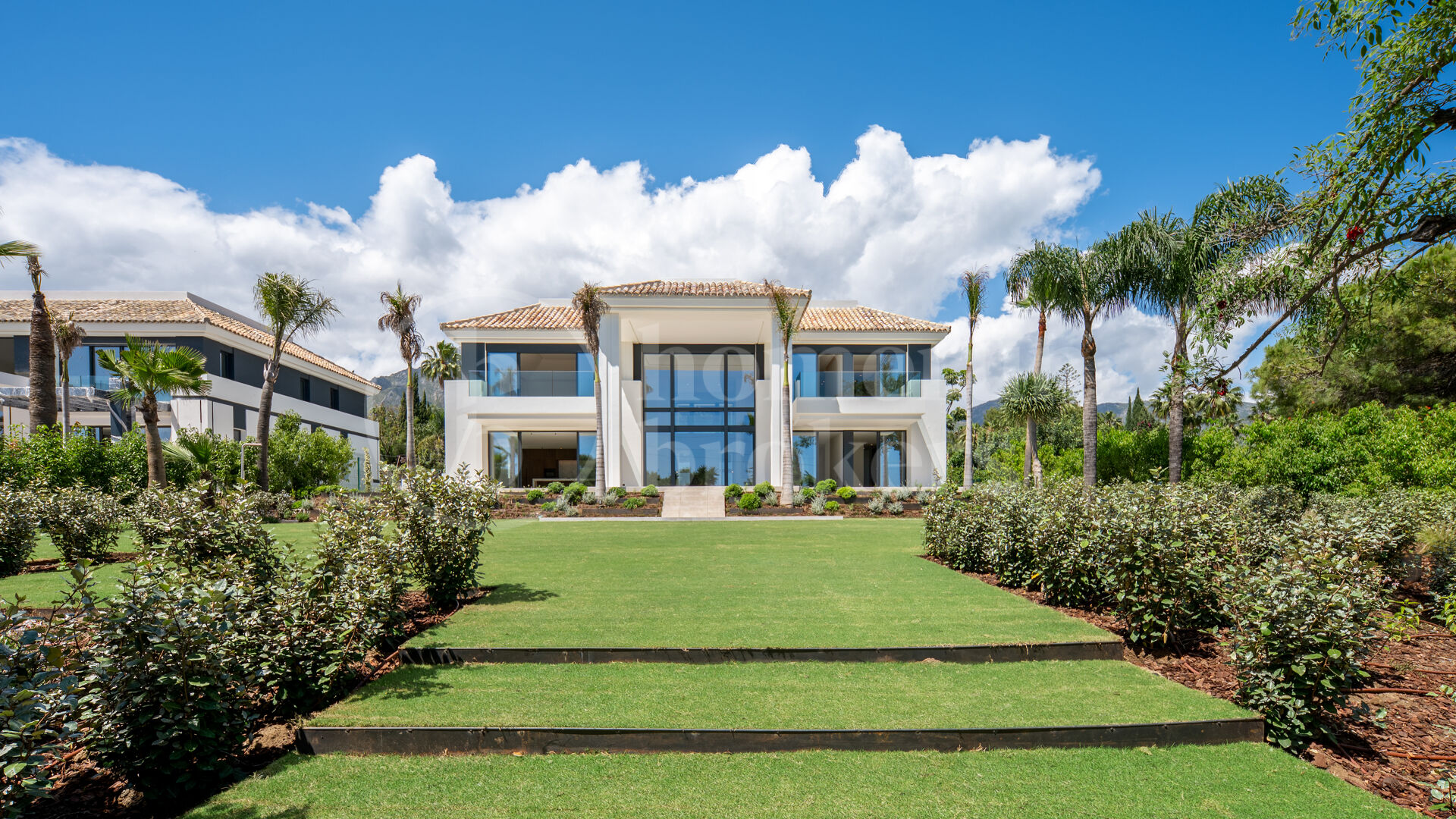 Villa Celestia - Villaprojekt med Panoramavyer på Marbella Golden Mile