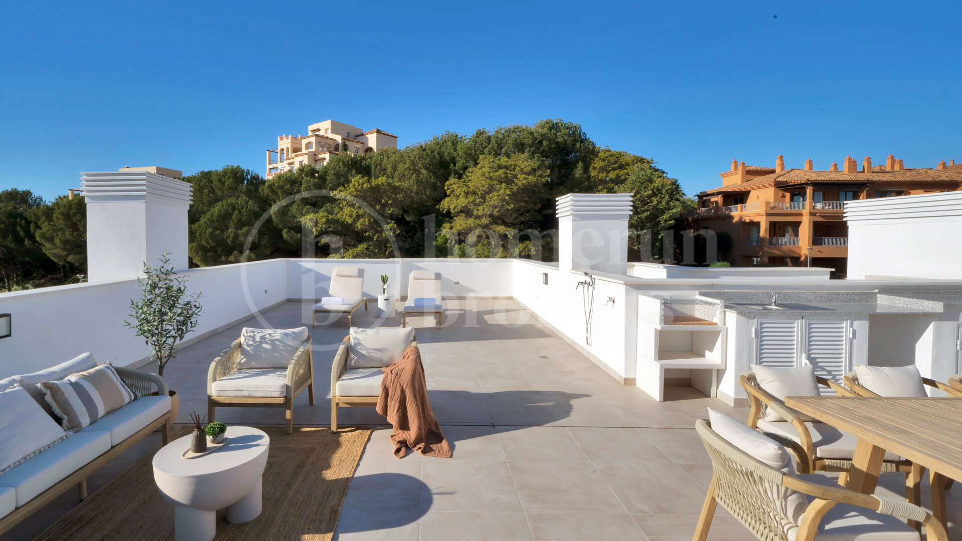 Penthouse Atalaya - Brand New and Panoramic Sea Views in Atalaya