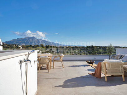 Penthouse Atalaya - Brand New and Panoramic Sea Views in Atalaya