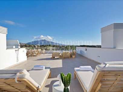 Penthouse Atalaya - Brand New and Panoramic Sea Views in Atalaya