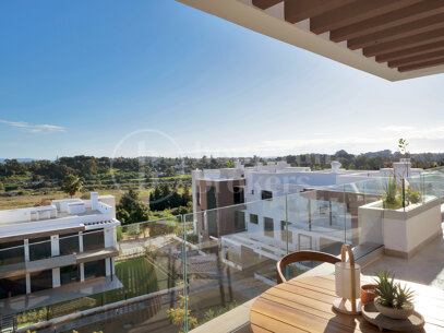 Penthouse Atalaya - Brand New and Panoramic Sea Views in Atalaya