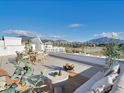Penthouse Atalaya - Brand New and Panoramic Sea Views in Atalaya