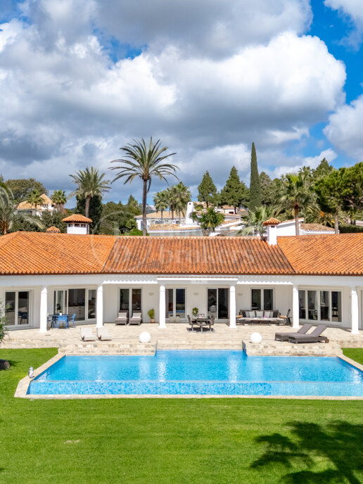 Casa Olivo - Stylish Villa with Independent Studio in Marbella East