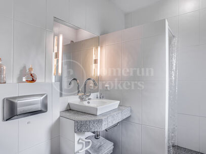 Casa Olivo – Stilren Villa med Självständig Studio i Marbella Öst