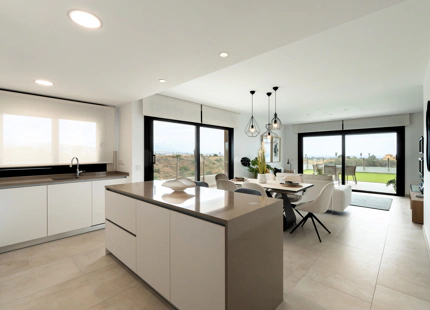 New project in the New Golden Mile with spectacular sea views