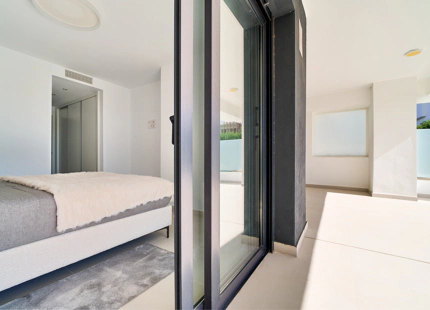 Key Ready - Last Unit - Fully furnished ground Floor in the New Golden Mile - UFH + South Orientation